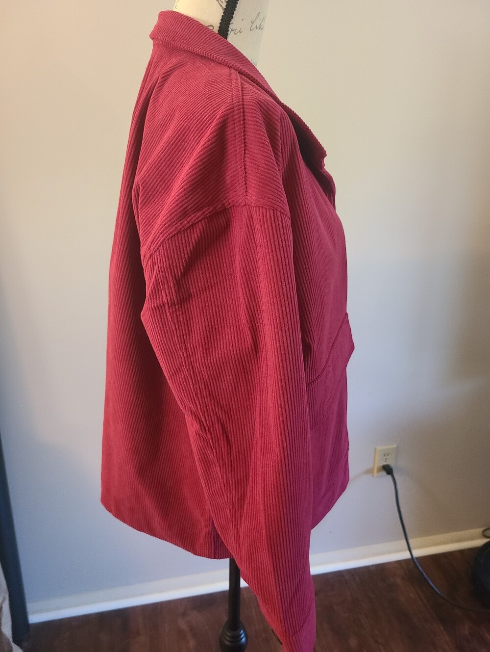 Avec Les Filles Corduroy Button-Front Jacket - Berry Red - Picture 2 of 7